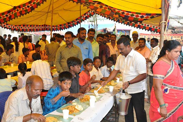 ದಾನಗಳಲ್ಲಿ ಶ್ರೇಷ್ಠ ದಾನ ಅನ್ನದಾನ: ಬಿ.ಎಂ.ಸಂದೀಪ್